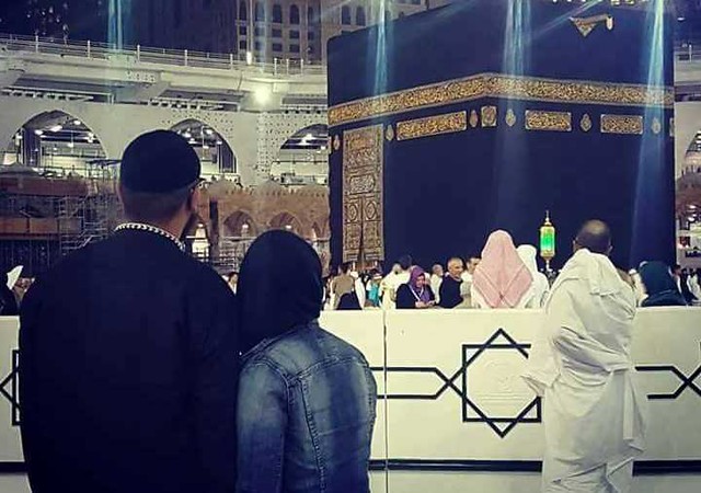 5377 What happened when a Non-Muslim couple entered Makkah 01