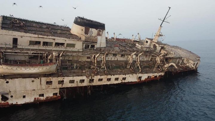 Al-Fahad Shipwreck in Jeddah