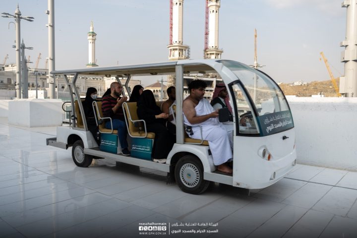 How to book a golf cart for Umrah?